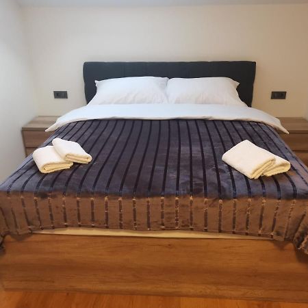 Nibela Apartments Zagreb Bagian luar foto